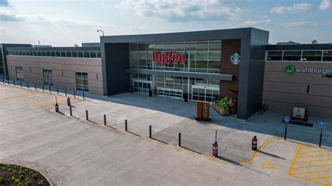 Hy-vee gretna - At Hy-Vee our people are our strength. We promise “a helpful smile in every aisle” and those smiles…See this and similar jobs on LinkedIn. Posted 3:38:23 PM.